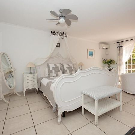 Vila Le Pavillon De Pampelonne Ramatuelle Pokoj fotografie